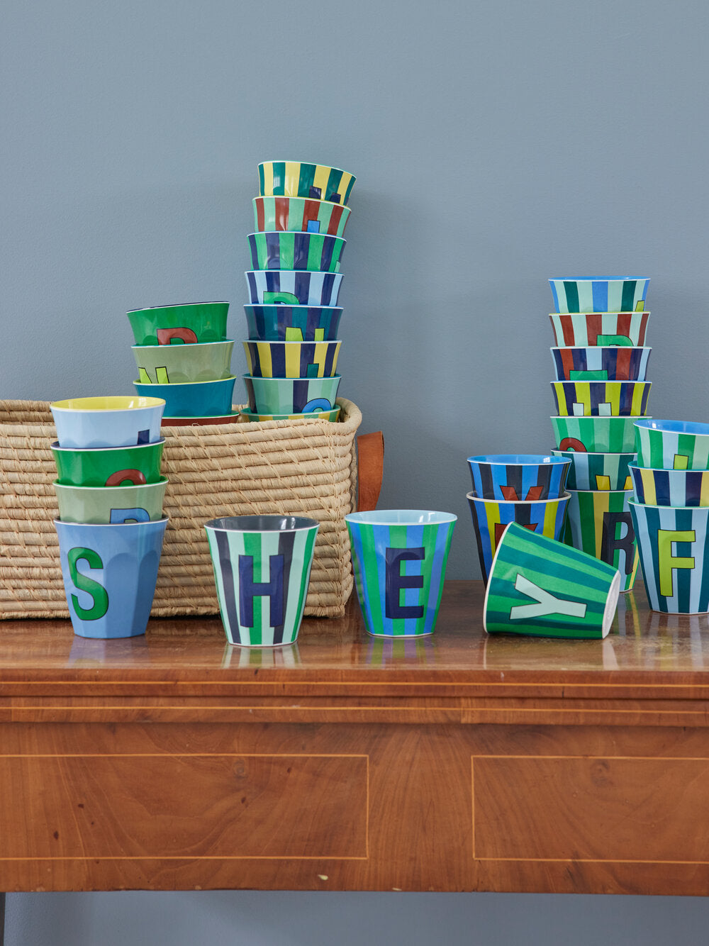 Melamine Alfabet kop, blå mix - 250 ml.